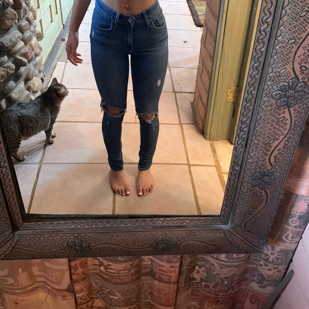 ripped skinny jeans